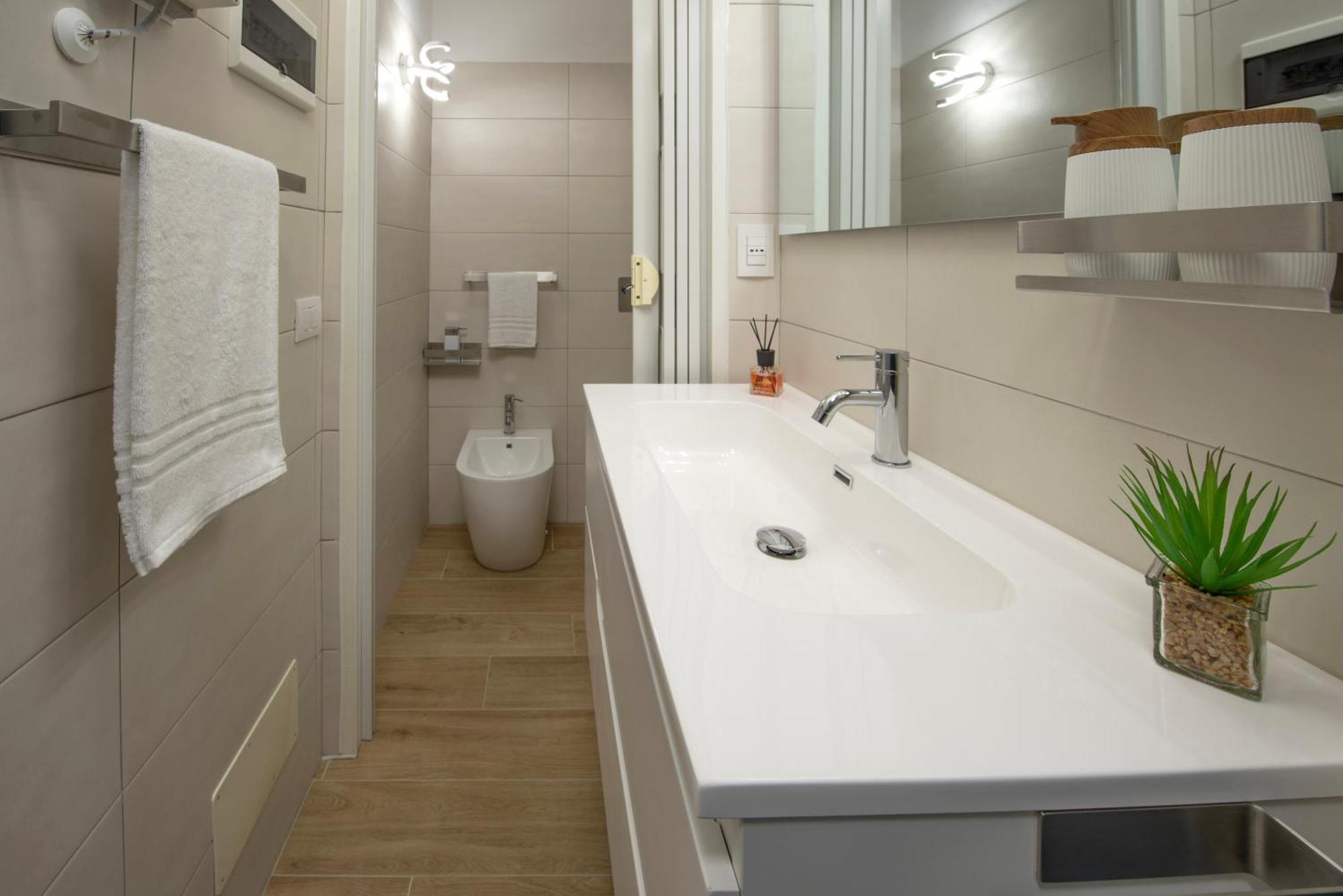 Loft32Pavia, Moderno Appartamento Di 60Mq In Zona Stazione Bagian luar foto